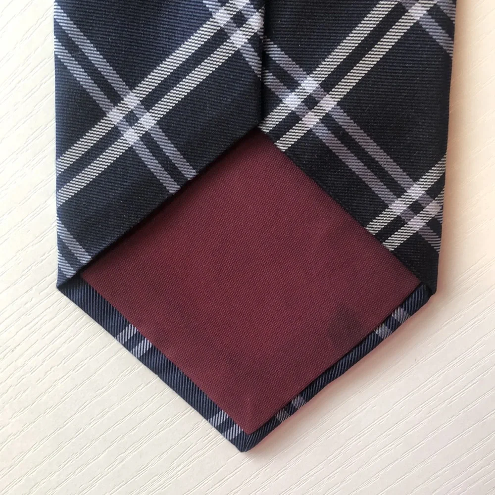 IZOD Men’s Navy Gray Patterned Tie
